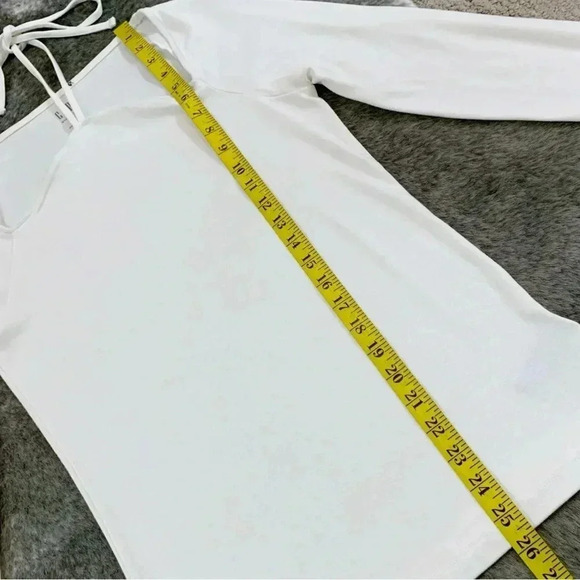 NWT Modern Cut-Out Halter T-Shirt - Picture 10 of 11